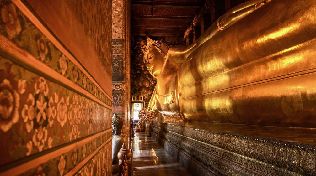 Wat Pho (Reclining Buddha), Bangkok, Thailand